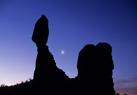 Balanced Rock, Arches National Park, Utah